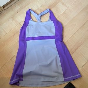 Lululemon Tank built in bra size 4 worn 1x